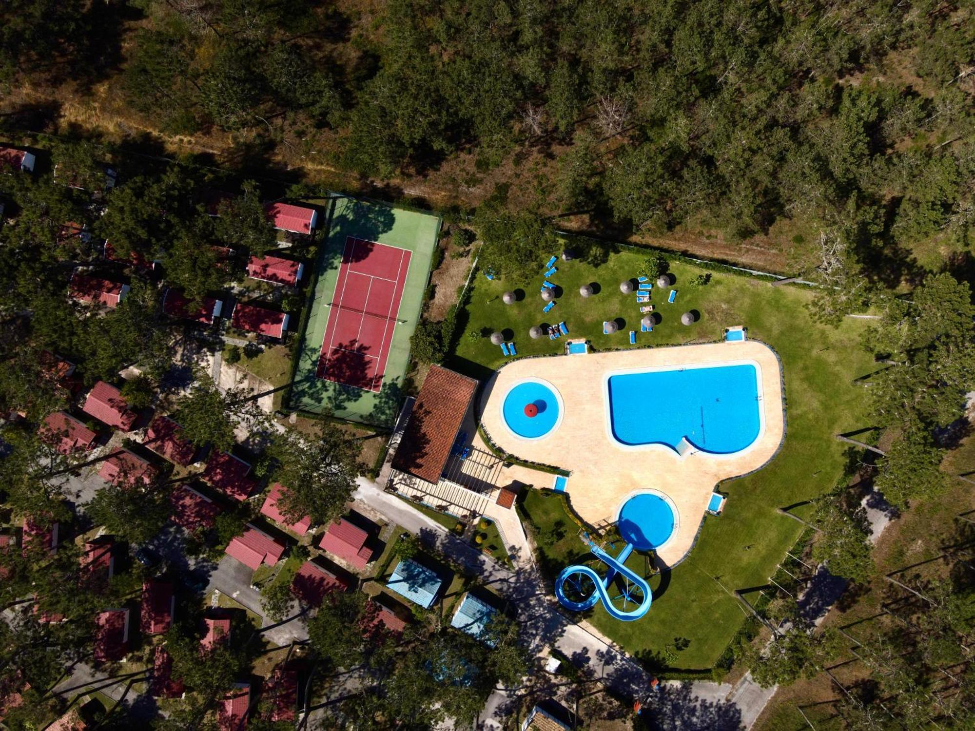Parque De Campismo Orbitur Sao Pedro De Moel Hotel Екстериор снимка